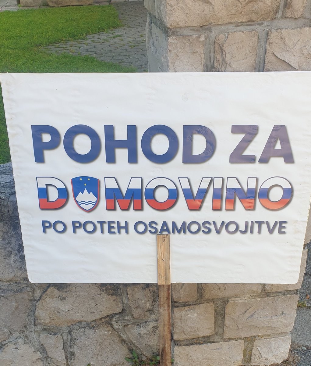 ZCernac's tweet photo. Pohod in Sv. maša za domovino. #35let🇸🇮 #Slavna #VSO #SDSPostojna #SDSPivka https://t.co/M892UQhHf3