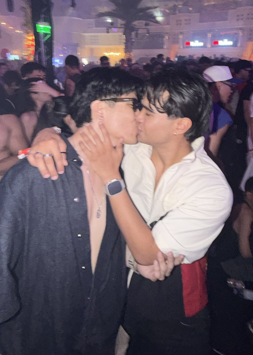 supernic0's tweet photo. i love you @jcbonzon  ♡︎ https://t.co/zxzB29CsFl