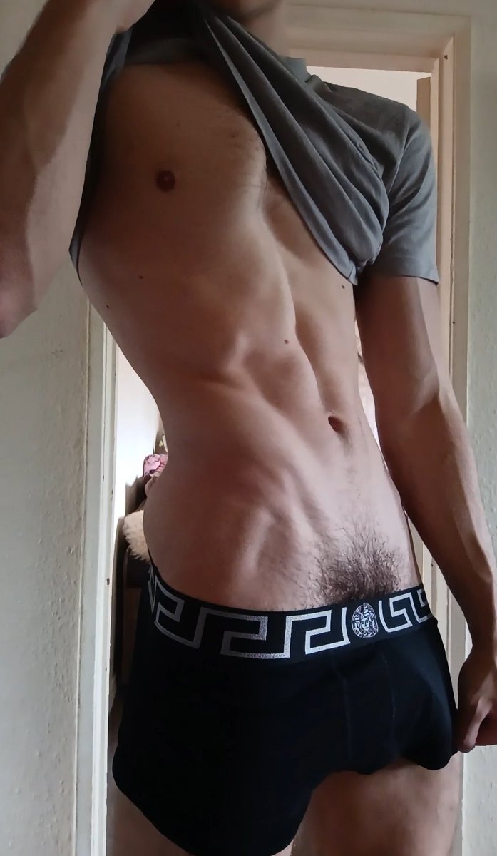 argorfgko tweet media