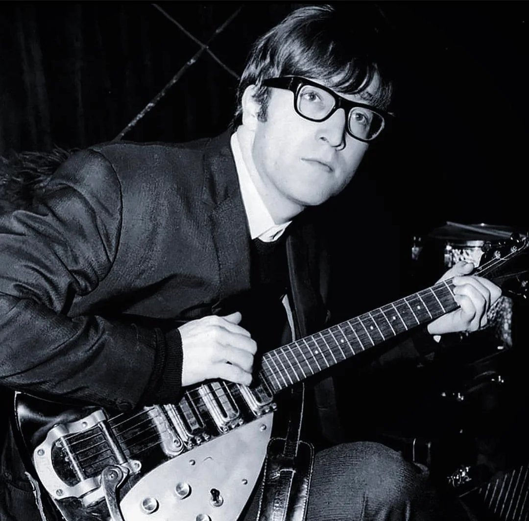 BeatlesArchive2 tweet picture