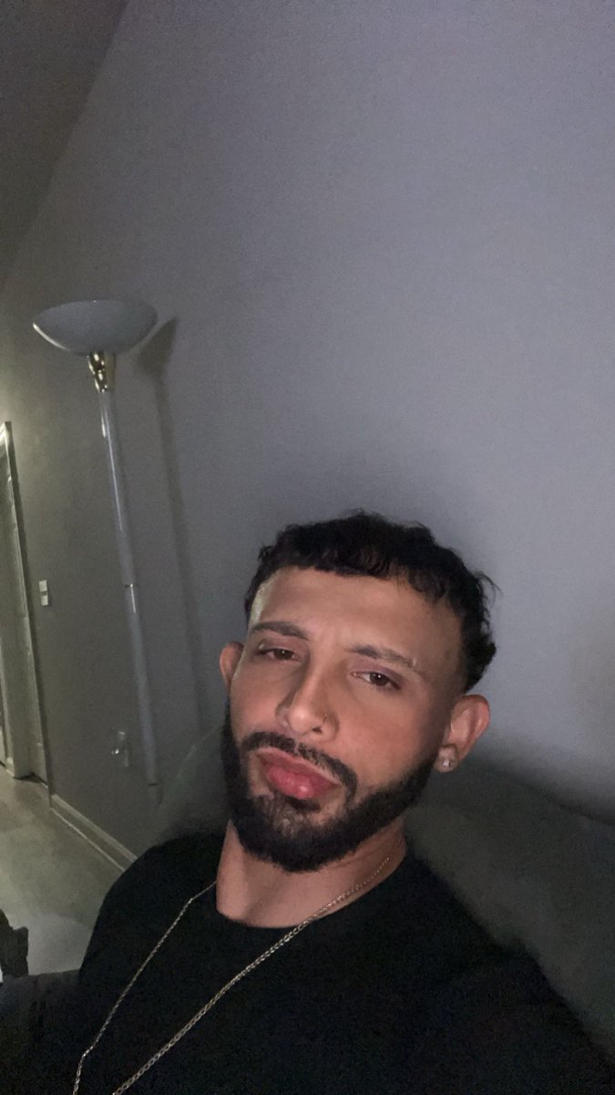 ChasingZaee's tweet photo. Let’s get married and fuck 💍 https://t.co/aPT70DLRzQ