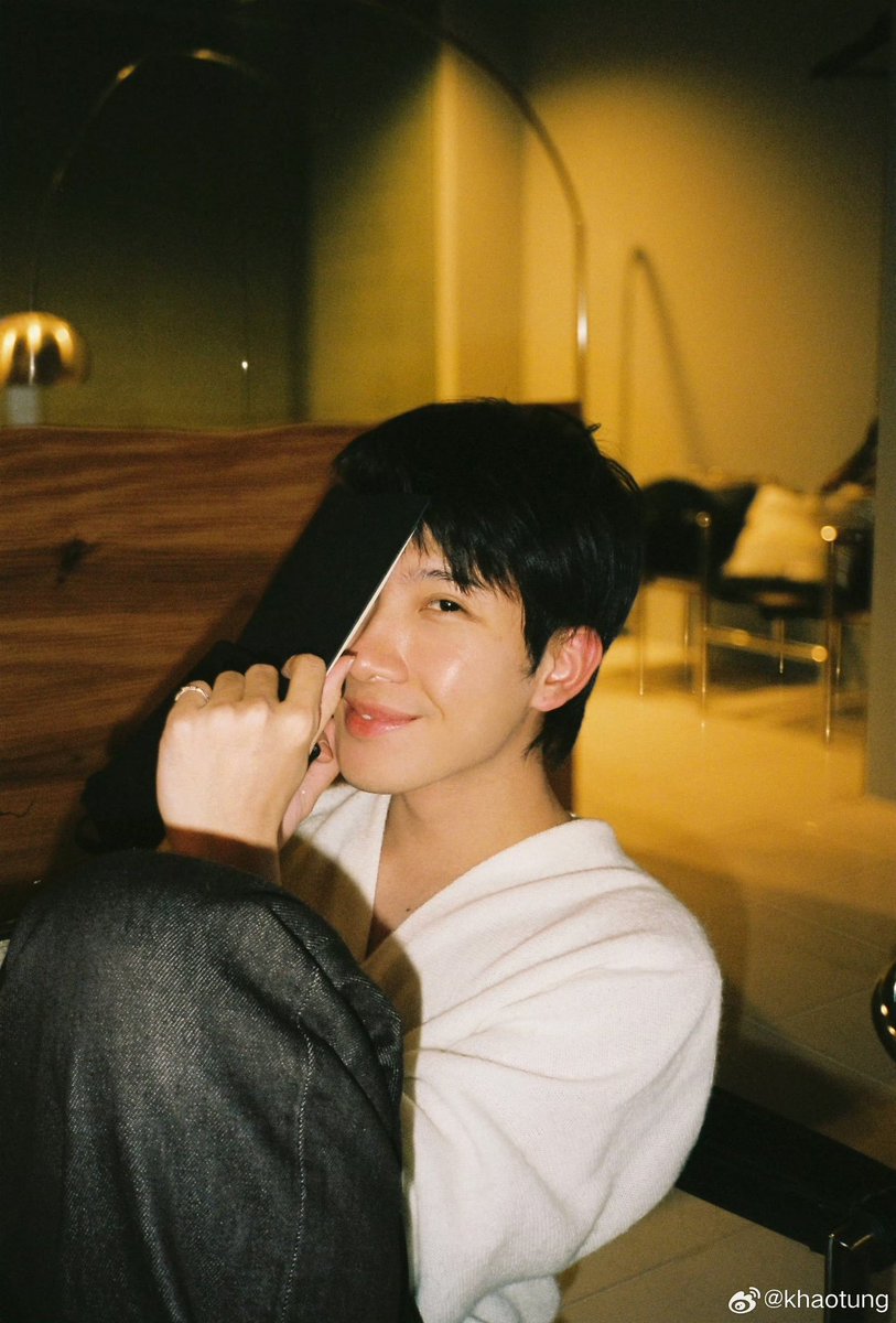 goodluckss11's tweet photo. @Firstkpp ข้าวตังน่ารักจังตั้งแต่วันนั้นถึงวันนี้ โอเคค้าบลูก ทุกคนเข้าใจๆๆๆ 🤣🤎😸
#FirstKhaotung https://t.co/YjUFLfLi1Q