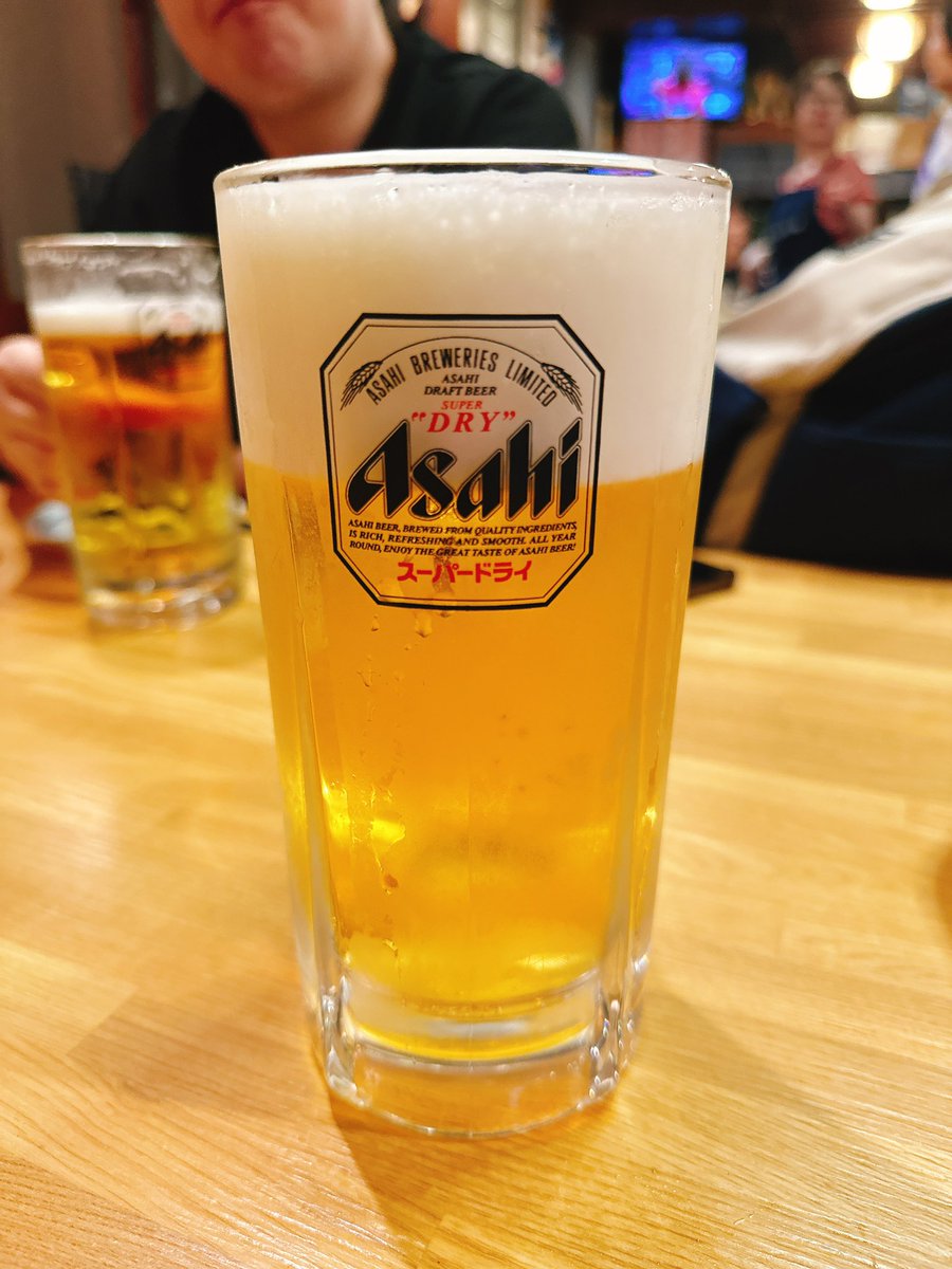 oranda2012's tweet photo. 稽古18日目。
連続稽古なのにツイート忘れやばば。
これ金曜日!
画像はビール
サービス鰯
ハイボール
そう、卜伝さんです。
演出と中村さんと3人。
とても大切なお話をしました。
本番は6/24(水)-28(日)
席、余裕あるんですよ…!please!
#令和座
#BUoY
#韜晦 https://t.co/2xb02KQnQx