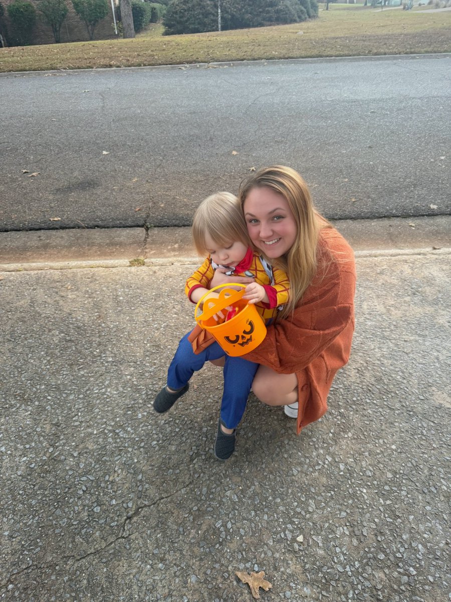 ahelms_'s tweet photo. Took my childhood (early 2000’s) Woody toy to see the new @toystory last night 🥹🥹🥹  Somewhere between then &amp; now, I became Andy’s mom 😭🥹 10/10 movie, I love it! 

@taylorswift13 @taylornation13 @Pixar @Disney @tomhanks @ofctimallen https://t.co/QxibL28twz