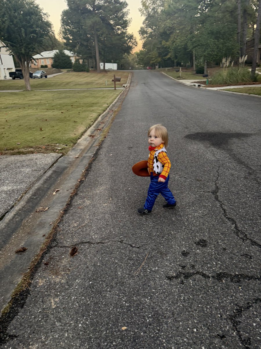 ahelms_'s tweet photo. Took my childhood (early 2000’s) Woody toy to see the new @toystory last night 🥹🥹🥹  Somewhere between then &amp; now, I became Andy’s mom 😭🥹 10/10 movie, I love it! 

@taylorswift13 @taylornation13 @Pixar @Disney @tomhanks @ofctimallen https://t.co/QxibL28twz