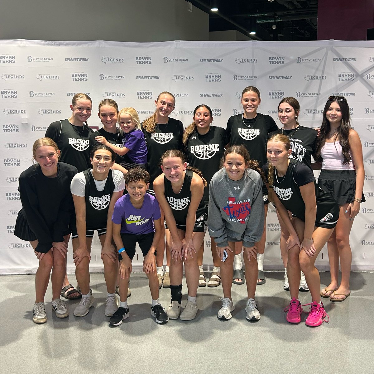 BHSHoundBball's tweet photo. Great start for our 26-27 squad at @Tabchoops Showcase. Finished 3-0 with today’s wins over 2 talented and physical teams in Kingwood &amp; Prosper Richland! Now back to work on next season!  #stackingdays #faithoverfear @LeechStan @Boernehs @BoerneISD @gohoundsgo_gabc @ACH_GBB https://t.co/XRhXKHIdOg