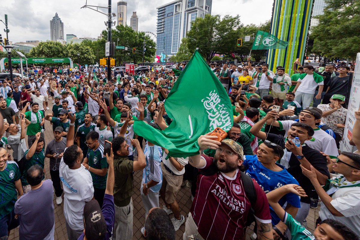 مجلس جمهور المنتخب السعودي 🦅 tweet media