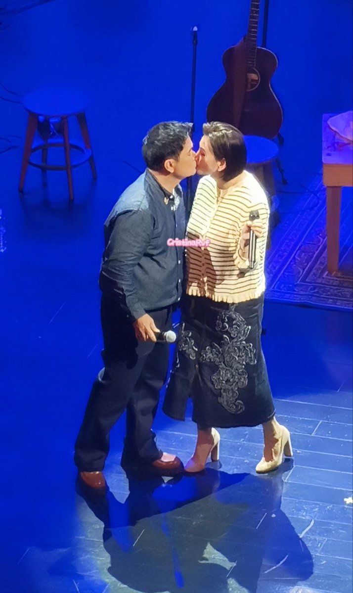 CristinaRvf's tweet photo. An unforgettable moment, day 1 &amp; day 2 OGRE @ogiealcasid @reginevalcasid kiss!! 🫶🥹 https://t.co/QXIuFzsvAy