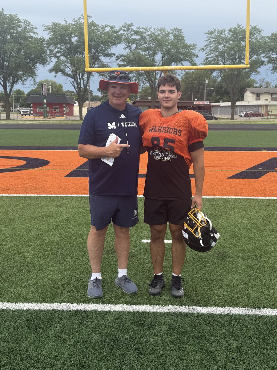 ACAiden98's tweet photo. Excited to announce that I’ve received an offer from @MidlandU_FB. Thank you @CoachRoddyMU for blessing me with such a great opportunity. @CoachHaberman @GriffFootball @GE_Football_Rec https://t.co/beuYR18vrR