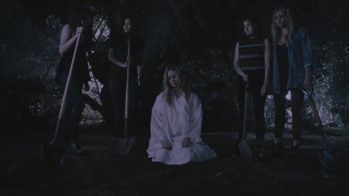 liarculture's tweet photo. On this day, 10 years ago, the episode “Tick-Tock, Bitches” (S7 E1) aired https://t.co/Q87HFMpv7g