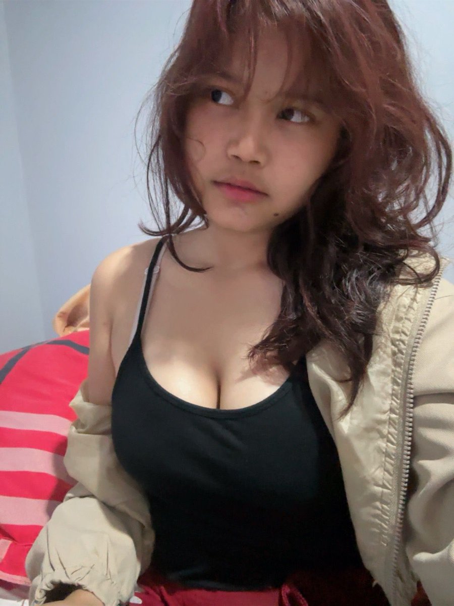 rubyraammhhh's tweet photo. Cum on my face plss uhh , give me ur cock 🤤 https://t.co/pvvkdywZ1n