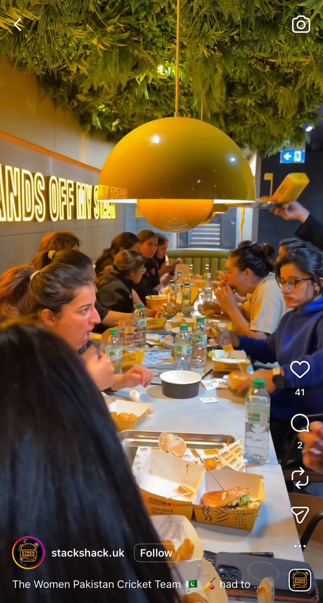 overXtracover's tweet photo. They really went to eat fast food as a team mid tournament and the women’s team consultant Mr. Wahab Riaz himself was there with them😂 Absolutely nothing professional about Pakistan Cricket. https://t.co/mPCDnnp0Pb