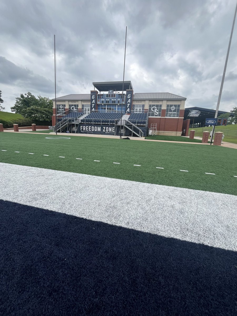natefreeman28's tweet photo. Great experience competing @GSAthletics_FB today! Thank you to QB coach @CoachRyanAplin and the rest of the Georgia Southern program, for giving me the opportunity to learn, evaluating me and providing me with advice. Looking forward into staying in touch! https://t.co/b8Pxtp6RSp