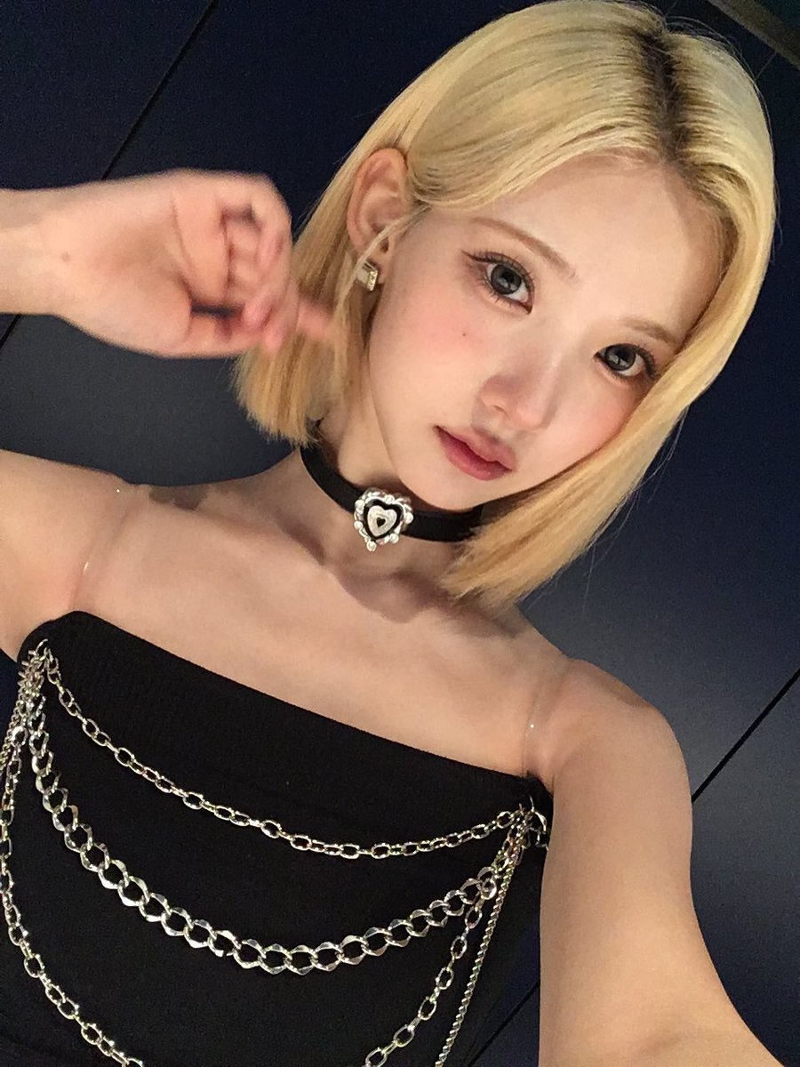itronge's tweet photo. 수운허게생겻네 쮸젭 https://t.co/AcTRE8Wc1Y