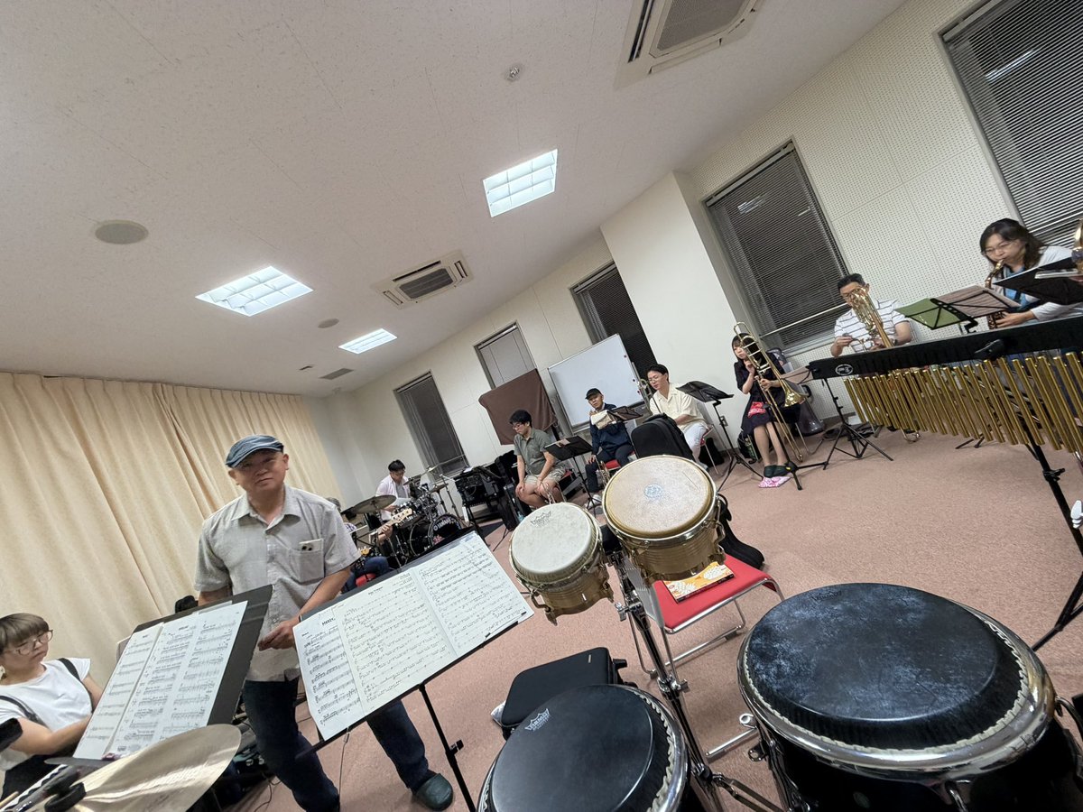 gimmesachi's tweet photo. ７月・８月の本番に向けて練習中！🙌
昨日は小さい部屋でしたが、人数が集まったのでホールでやりたかったー！
#ビッグバンド
#人数募集中
#テイクハートビート
#熱帯jazz楽団 https://t.co/NWpcNzP6Ms