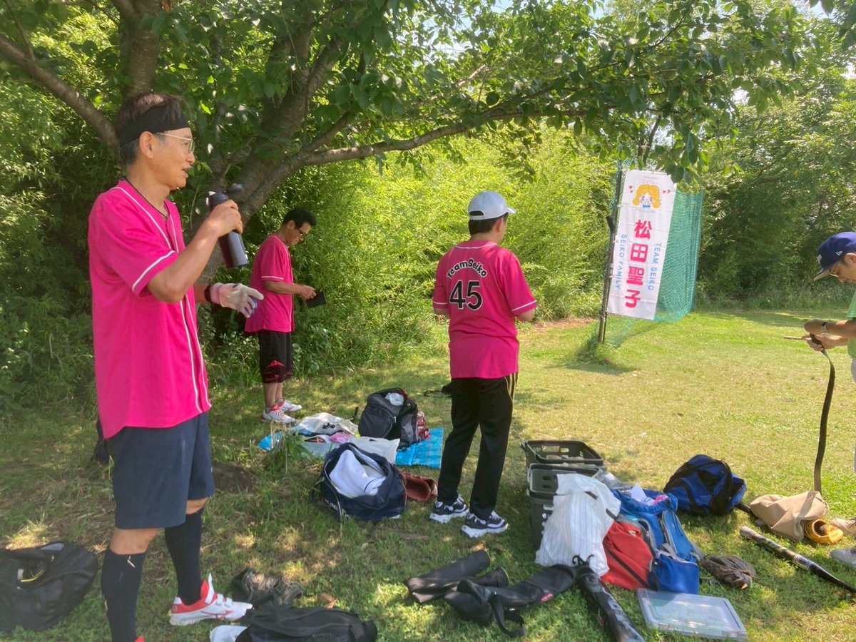redstar53riko's tweet photo. 聖子ちゃん野球部　新入部員募集中

東京都足立区・荒川河川敷で練習をしていますので、聖子ちゃんファンの方、ぜひ一緒に野球を楽しみ「健康維持・増進」を目指しましょう🤗

野球初心者🔰の方も、お楽しみいただけるアットホームな大人の部活です🤗

#聖子ちゃん野球部     #新入部員募集中 https://t.co/glqjUy2dIz