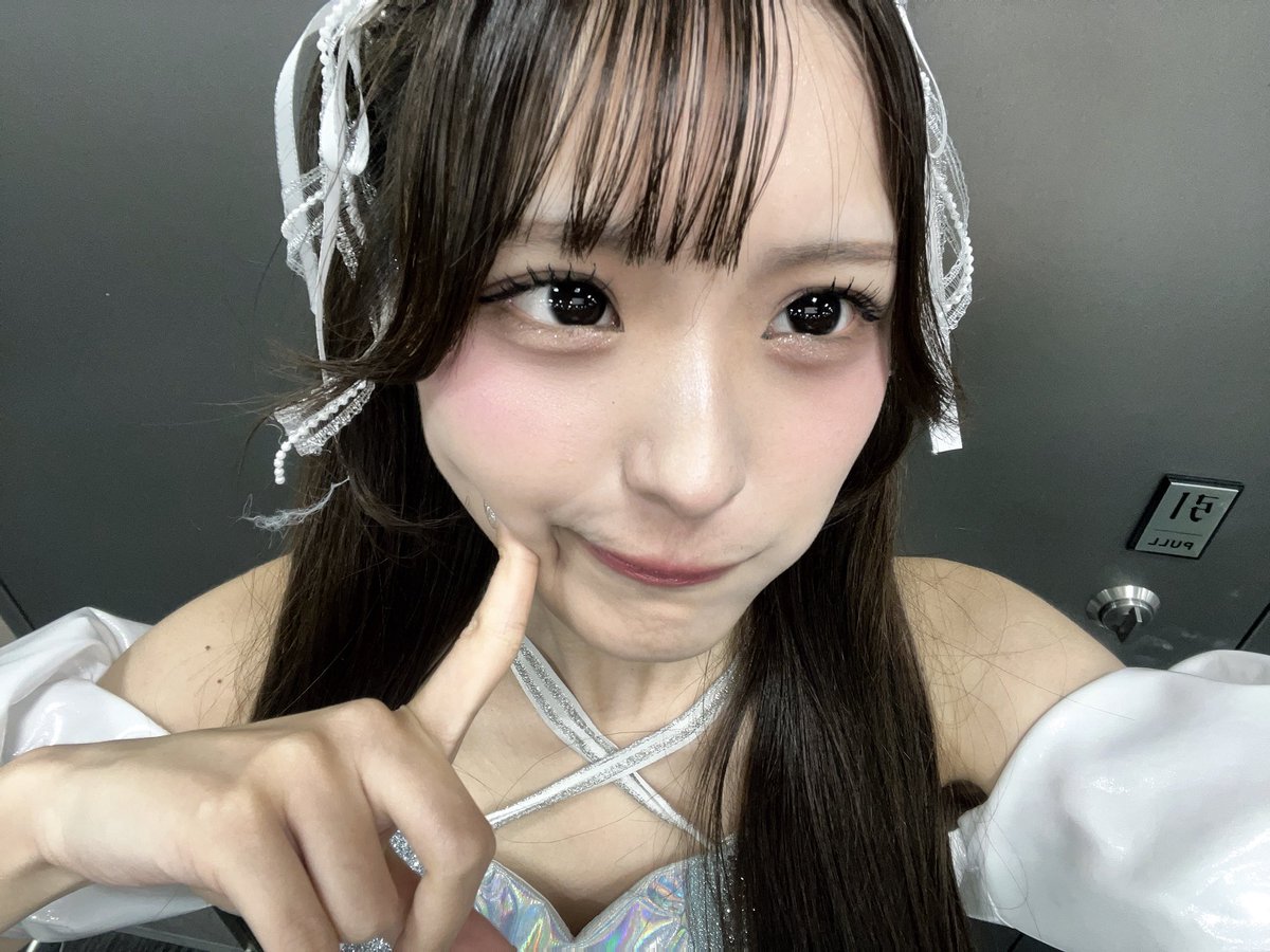 アフロディーテ・サクラ tweet media