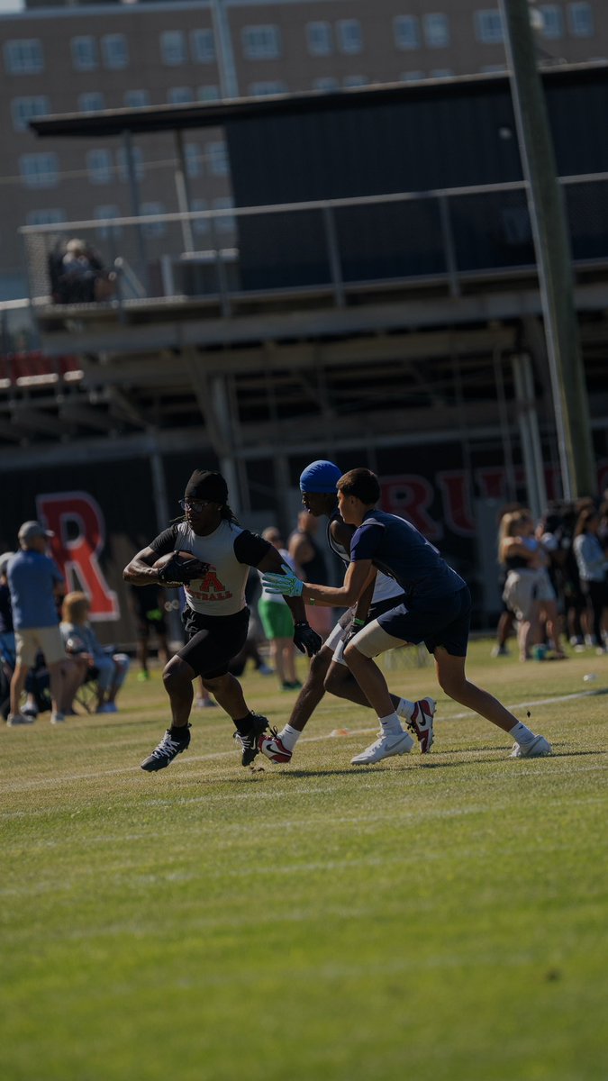 AlexNaimov's tweet photo. Had a great time at the Rutgers 7v7 tournament, this was a huge learning opportunity. Season begins now and i can’t wait.

@TigerFootballBK @PRZcory @sagemediasol @didomenicomatt5 https://t.co/GhOquUwmb0