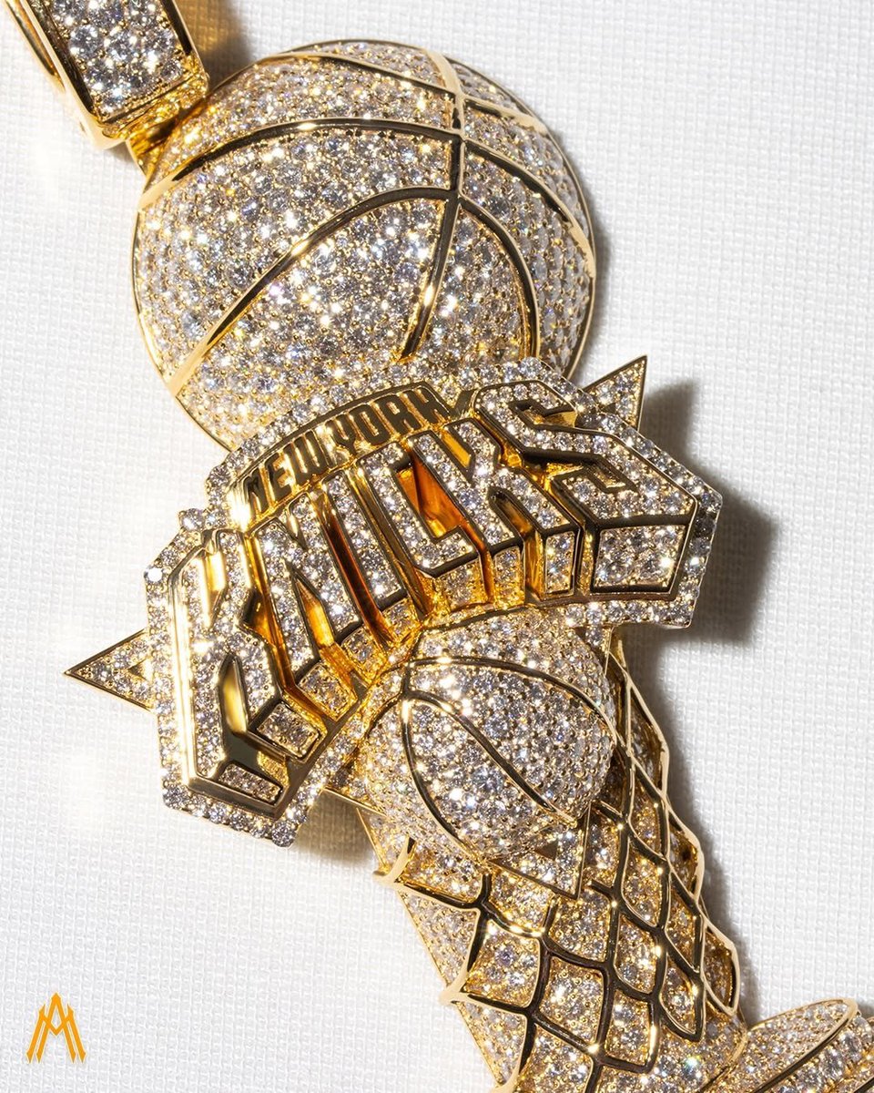 GothamHero__'s tweet photo. OnGod I’m getting this pendant made https://t.co/yN83SJ3sEL