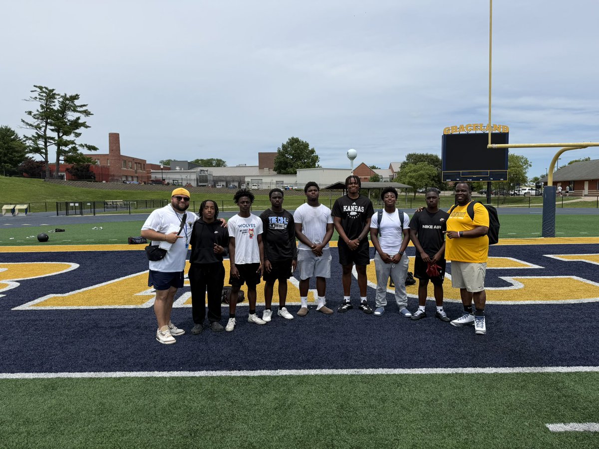 UA_EMKSFB's tweet photo. Level ๐ @GracelandFB Camp #TNT #CodeBLUE #Levelup https://t.co/9QFrzPCPu6