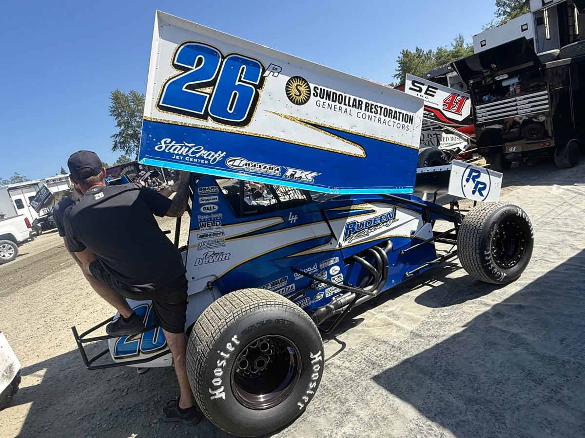 Walkapedia_'s tweet photo. At the front of #𝗦𝘂𝗽𝗲𝗿𝗗𝗶𝗿𝘁𝗖𝘂𝗽 Qualifier 2:

@Justin17Sanders ➖ @LeviHillier
Colton Heath ➖ @DominicScelzi

Winner advances to the Pole Shuffle.

2nd-4th to $100,026-to-win, $5,000-to-start, 40-lap A-Main at @SkagitSpeedway. https://t.co/4qum7TLSIG