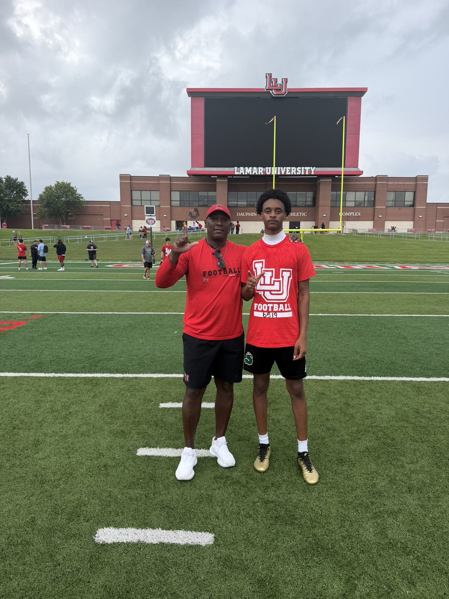 LoganLove00's tweet photo. @coachkeith0 @coachcordova https://t.co/aXUo4nKVK3