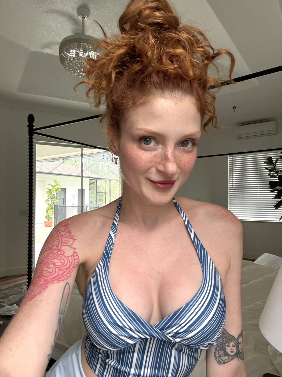 katieroseof's tweet photo. lazy morning energy with a side of your problem now https://t.co/7u4rt5VcGC