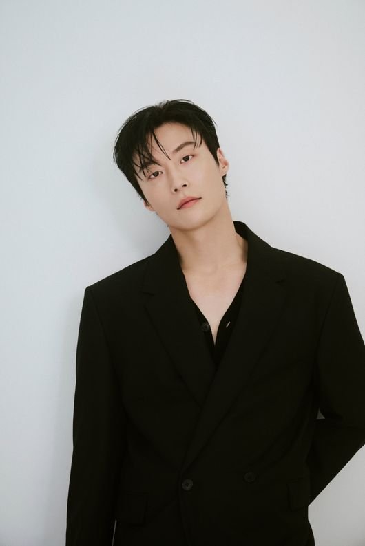 heonamjunTH's tweet photo. New Proflie จากบทสัมภาษณ์สื่อ
ในตอนจบของ #MyRoyalNemesis
#HeoNamJun #허남준 #ฮอนัมจุน https://t.co/miAop3zLQb