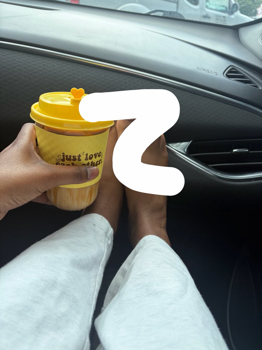 ttaitoes's tweet photo. Coffee was good toes were better come look #feet https://t.co/nz2pzFzgdu