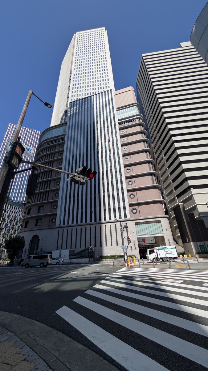 Stradare2's tweet photo. 天気良すぎ　しかもまだ暑くない https://t.co/wMSf7G2HvB