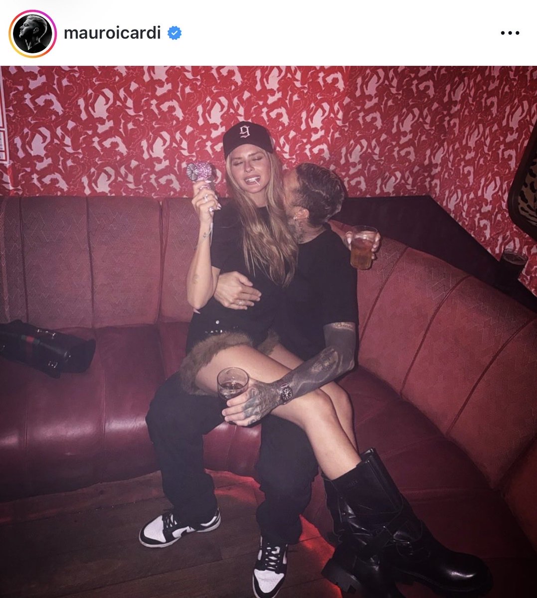 Cruelaverdadera's tweet photo. Pobre Icardi, no tiene tiempo para estar con sus hijas JAJAJAJAJA https://t.co/hKEsBvAuqK