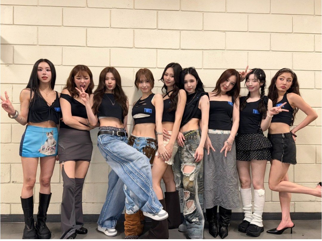 OLTSupport's tweet photo. #TWICE's "THIS IS FOR Tour" sets a new all-time record in TAIWAN, becoming the highest-grossing tour by an international act with $40.4 MILLION from 239,000 tickets sold across 5 shows. https://t.co/RiKjMfEHz1