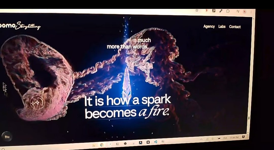 heyinloop's tweet photo. How to make this effect? Or what is it called? https://t.co/OfrH9dHV0N