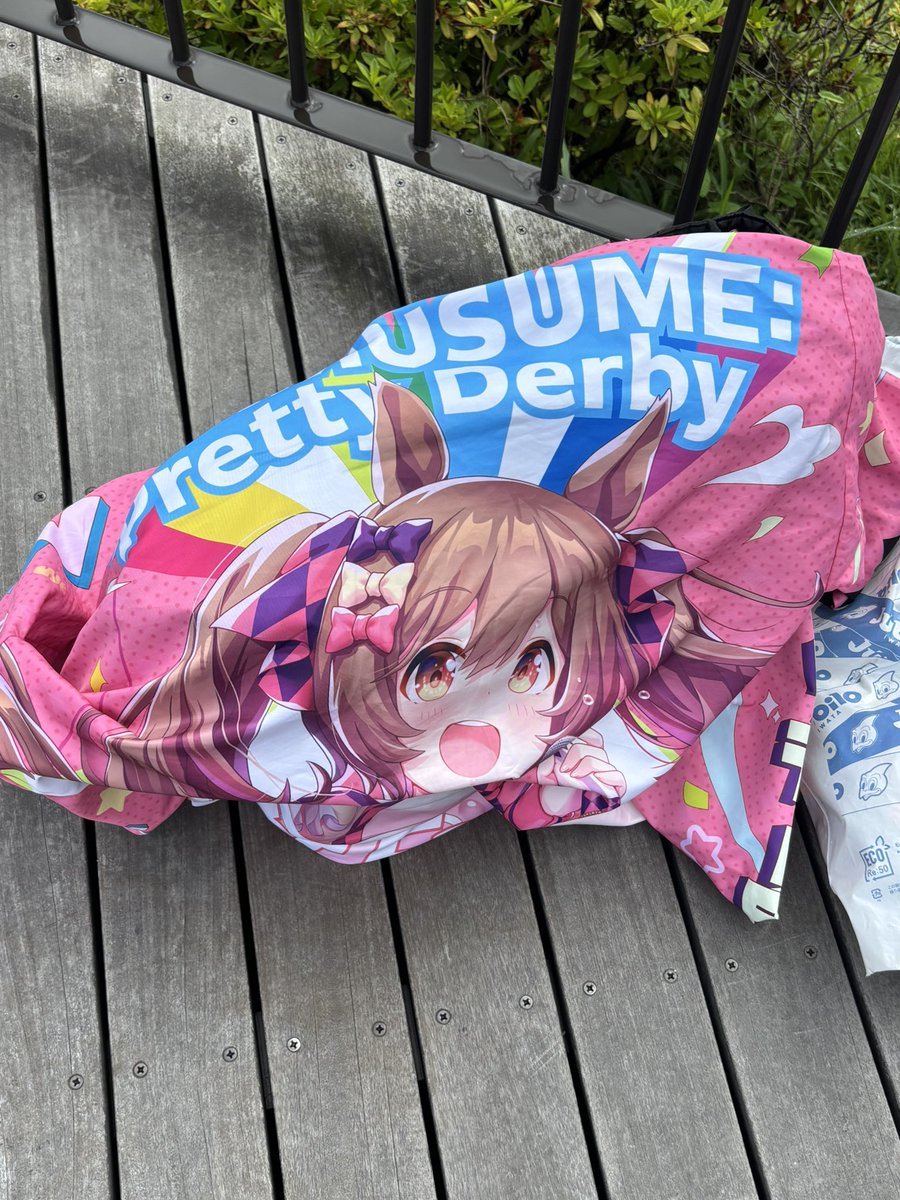 スマートファルコンの法被きているトレーナーいたら100%ワイなので