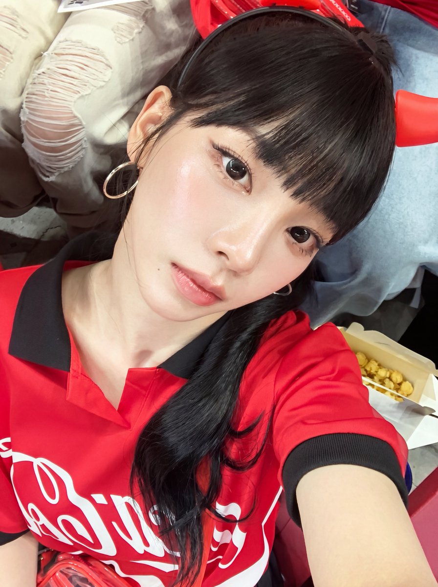 4K__POP's tweet photo. 超高画質化 KARINA

#카리나 #Karina #カリナ
#aespa #에스파 https://t.co/rfJkTcomOR