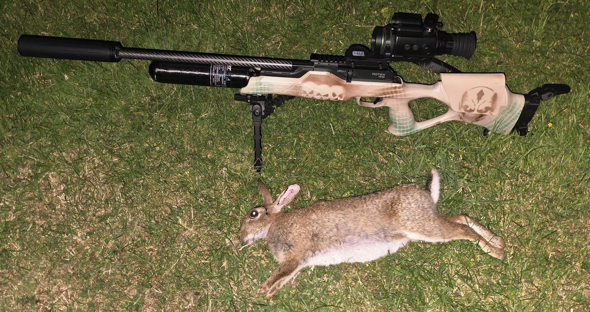 davsurfa's tweet photo. Two for the pot, 30yards and 50yards, conditions were perfect, no wind, no moonlight, warm and dry, top night #airrifle #shooting #walther #rotex #rm8 #weirhauch #xl #hikmicro #cheetah #lrf #jtsdeadcentre https://t.co/kxxs3zUeAb