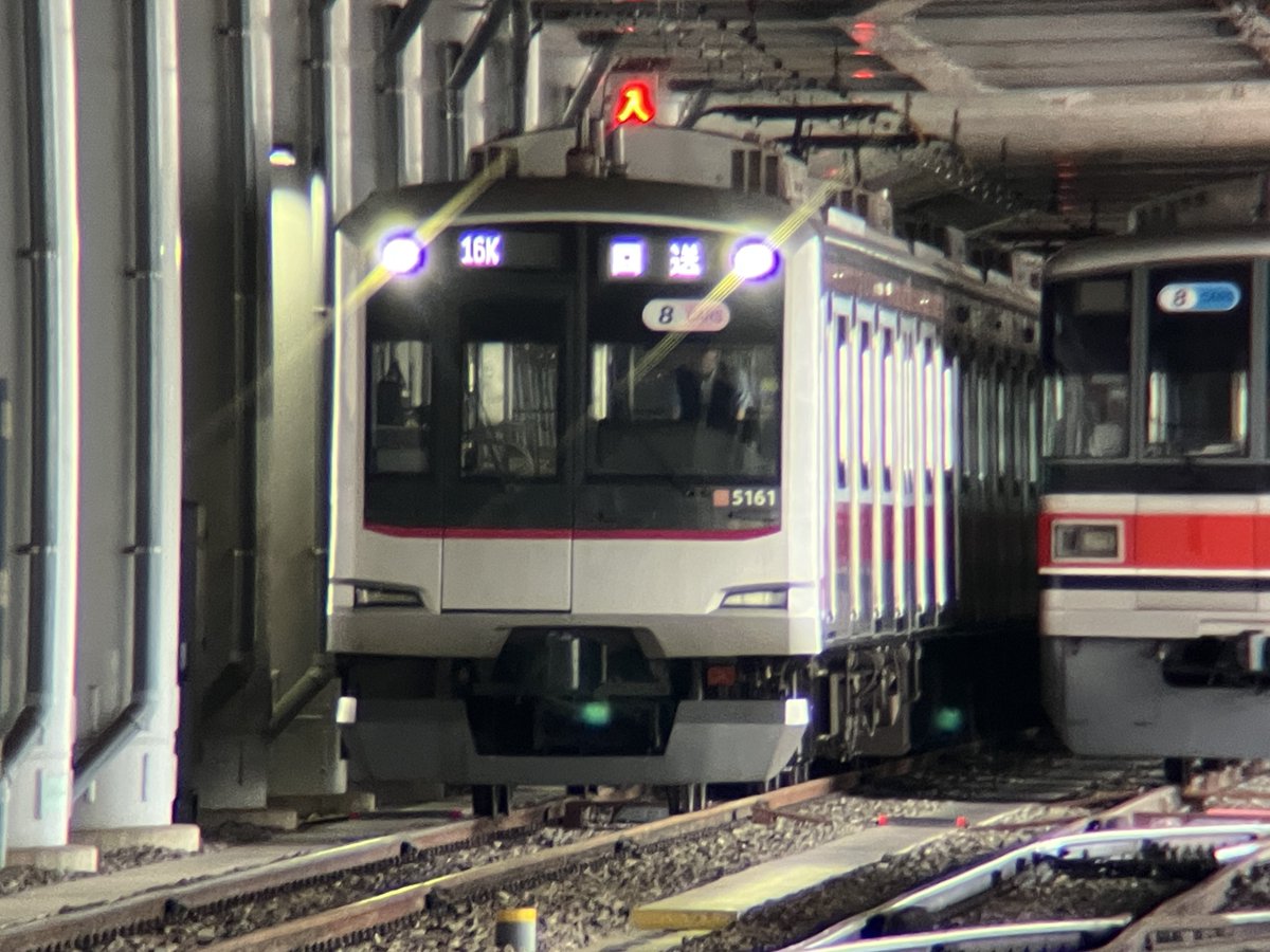 2023tymg's tweet photo. 2026.6.21
東急5161F、東急3107F
@元住吉検車区

5161Fは16Kで出庫、、
皆様すみませんでした、、、

3107Fが休車札を掲出した状態で留置 https://t.co/ojlsjW535g