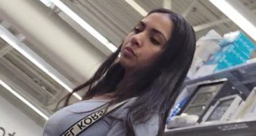 MikeGeorgee's tweet photo. Going to Walmart today was worth it, look what I found #candid #sleeping #creepshot CHECK THE BIO https://t.co/4d8iJIrbeP