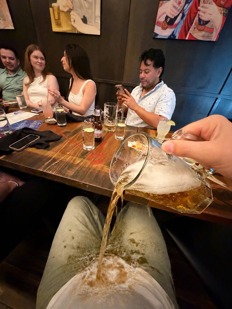lovin_thebrew's tweet photo. #pouroutabeeronyourcrotchchallenge https://t.co/b7phhJsneA