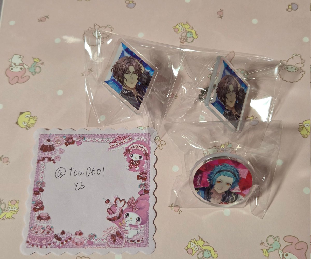 tou0601's tweet photo. 交換】ブラスタ　TeamP Pワンマン
アクリルリング

譲→真珠、ネコメ2
求→リンドウ1、マイカ2又は譲渡(+送料)

※ライブ当日(26日)手渡し優先
※マイカはリンドウ1見つかるまでリンドウ含む方のみ
※譲渡はネコメのみ
※別募集フォトカの交換と合わせて好条件のかた優先 https://t.co/Q6nITDOSsN