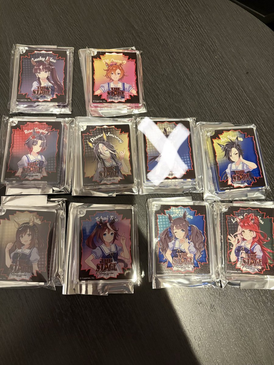 Assankoukan's tweet photo. ウマ娘 7thライブ グッズ交換
アニメイトカフェ
コロッタ、アクコ、紙コ、マーカー

求↓
Aグループ
・ルーラーシップ ☆
・レッドディザイア
Cグループ
・アーモンドアイ☆

☆優先度高

譲↓
写真のもの

グループ違いの交換も大歓迎です！ https://t.co/yyB58GXJs3