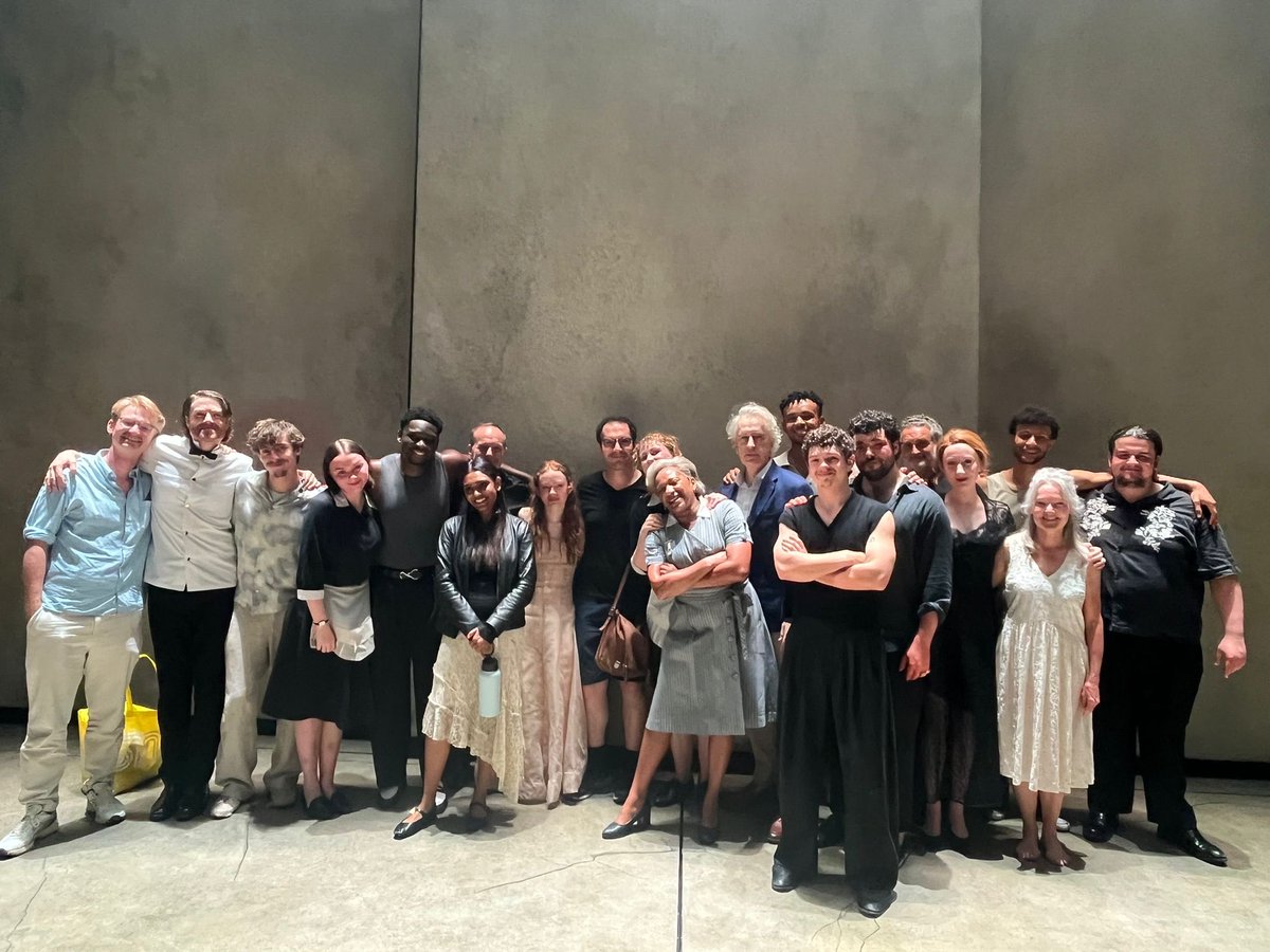 RNJWestEnd's tweet photo. “The perfect cast doesn’t exist”

The cast of ‘Romeo and Juliet’ on the West End in 2026: https://t.co/AmgoJP5r85