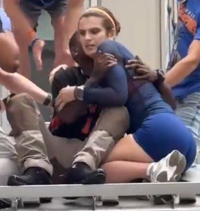 Scratch_Point_Z's tweet photo. Predictably, the cretin attempted to molest her as soon as he was revived, thus demonstrating why it was a wasted effort &amp; all too symbolic of the negative value such "people" bring to Western society. https://t.co/GsZTByYn8F