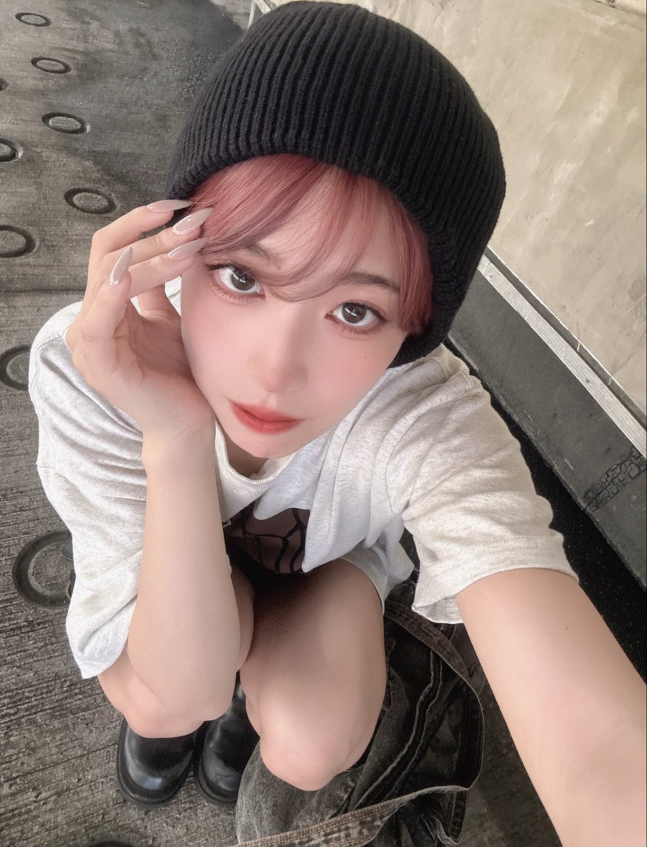 YOLUrolu's tweet photo. おはよん‼️
#キング観光笠寺店 並んでます！！

ねぇ、ずっと気になってたんやけどさ
🫪⇦こんなんあったけ？wwww
この子だけ新入り？www(どうでもいい) https://t.co/H7FfxljtpE