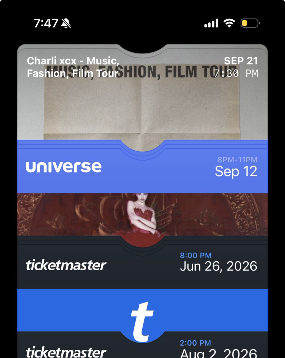 leaaxcx's tweet photo. if you add your music, fashion, film tour tickets to apple wallet for toronto, it does that instead of showing the ugly ticketmaster logo https://t.co/ykFIQ5835B
