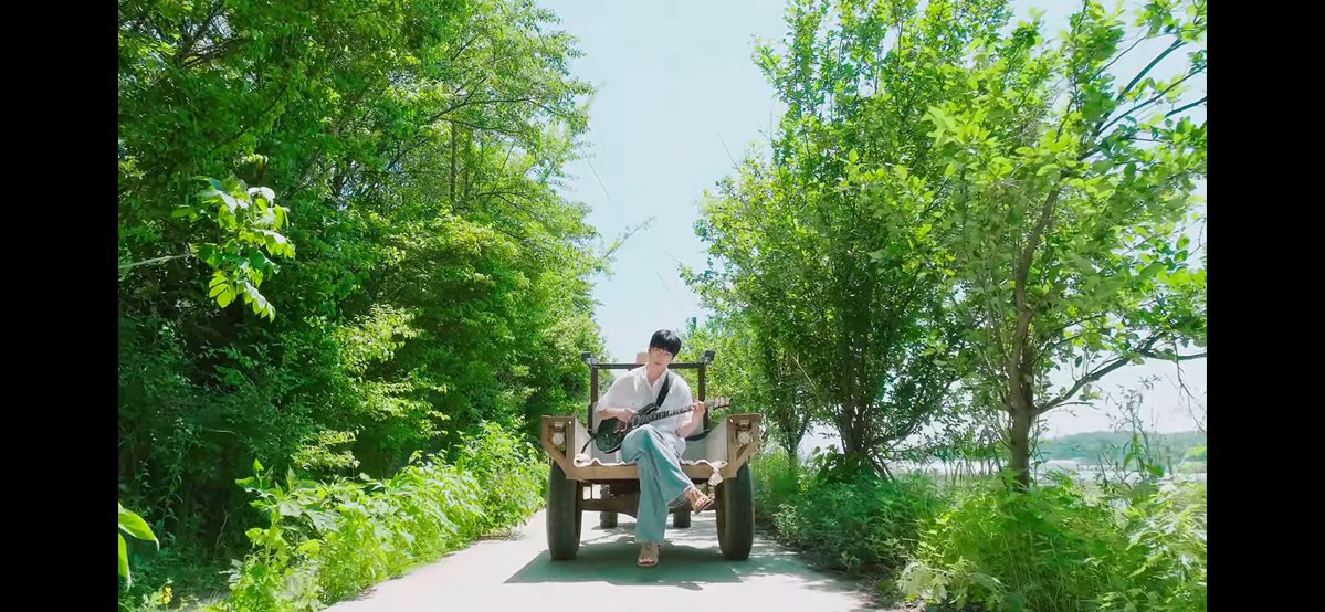 CULTHYUK's tweet photo. congratulations reaching by minhyuk on winning prettiest music video of the year https://t.co/M4hUwD9k3N