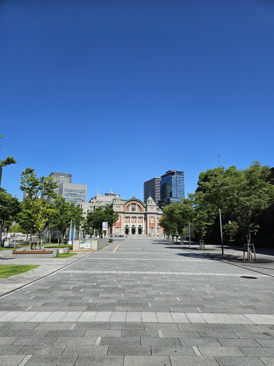 tuyu_pi's tweet photo. おはようございます。
ちょー晴れ
ここでモーニング https://t.co/8d8VzJaWmq
