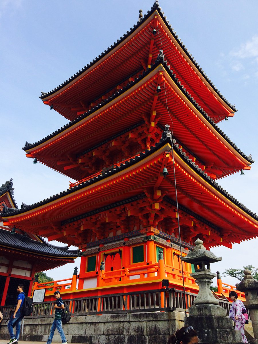 ronanmcdonnell's tweet photo. And from a trip 11 years ago to Kyoto - need to get back there soon! https://t.co/ARrb6i30aJ