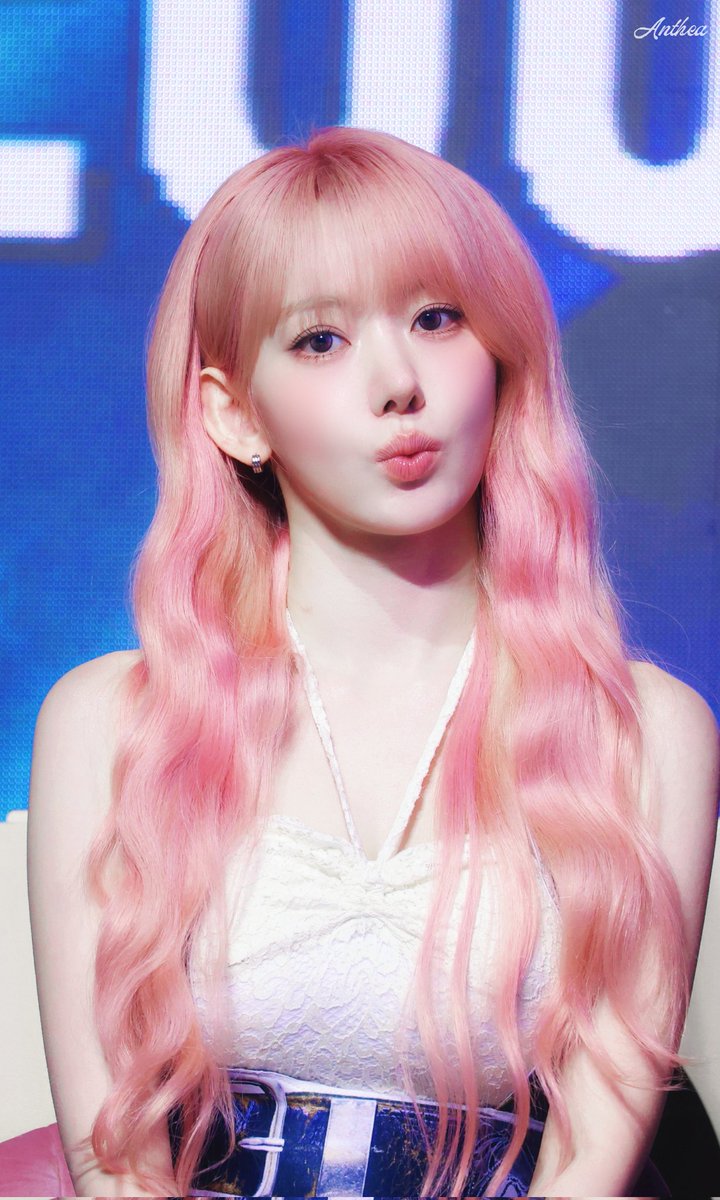 Anthea0319's tweet photo. 260620 SMA 
#사쿠라 #SAKURA 
#LE_SSERAFIM #르세라핌 https://t.co/MPMU2TWrL5