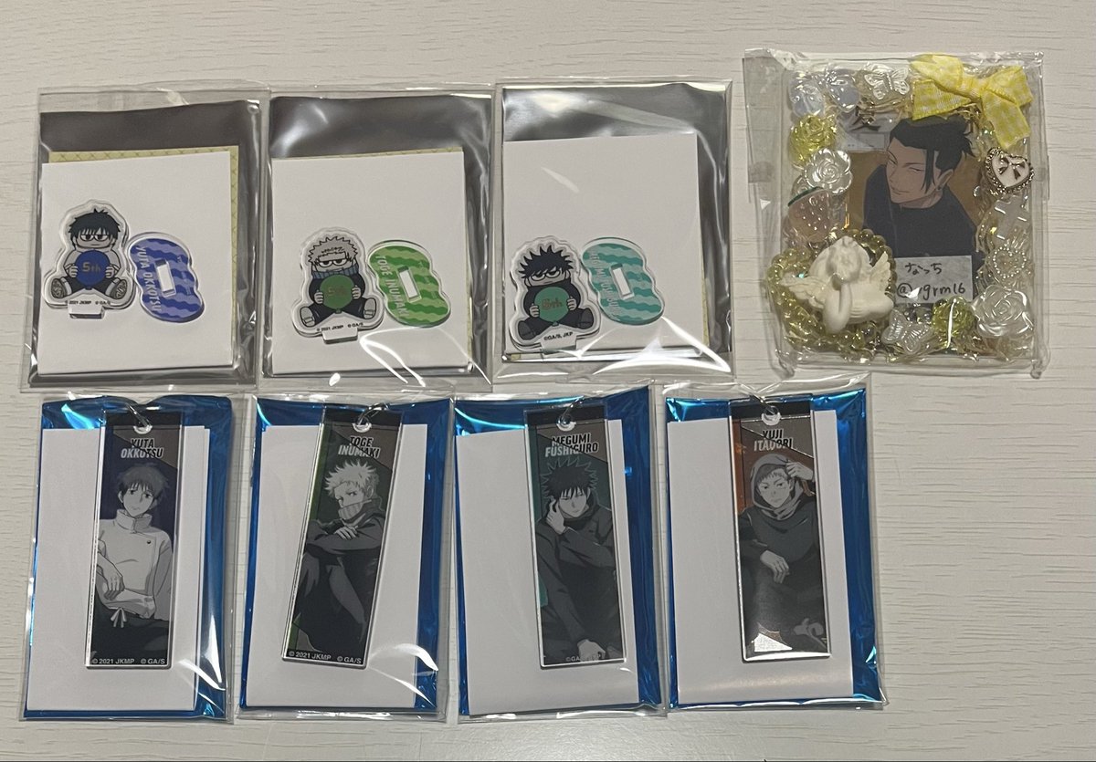 vgrm16's tweet photo. 【譲渡】呪術廻戦 PLAZA LOFT ロフト ジロリ ミニアクリルスタンド メタリックアクリルキーホルダー The Wall

【譲】乙骨 狗巻 伏黒 虎杖

【求】定価+送料

郵送
キャラ毎でのお譲り

初回様はプロカご一読ください https://t.co/NOM8N7F7Z3